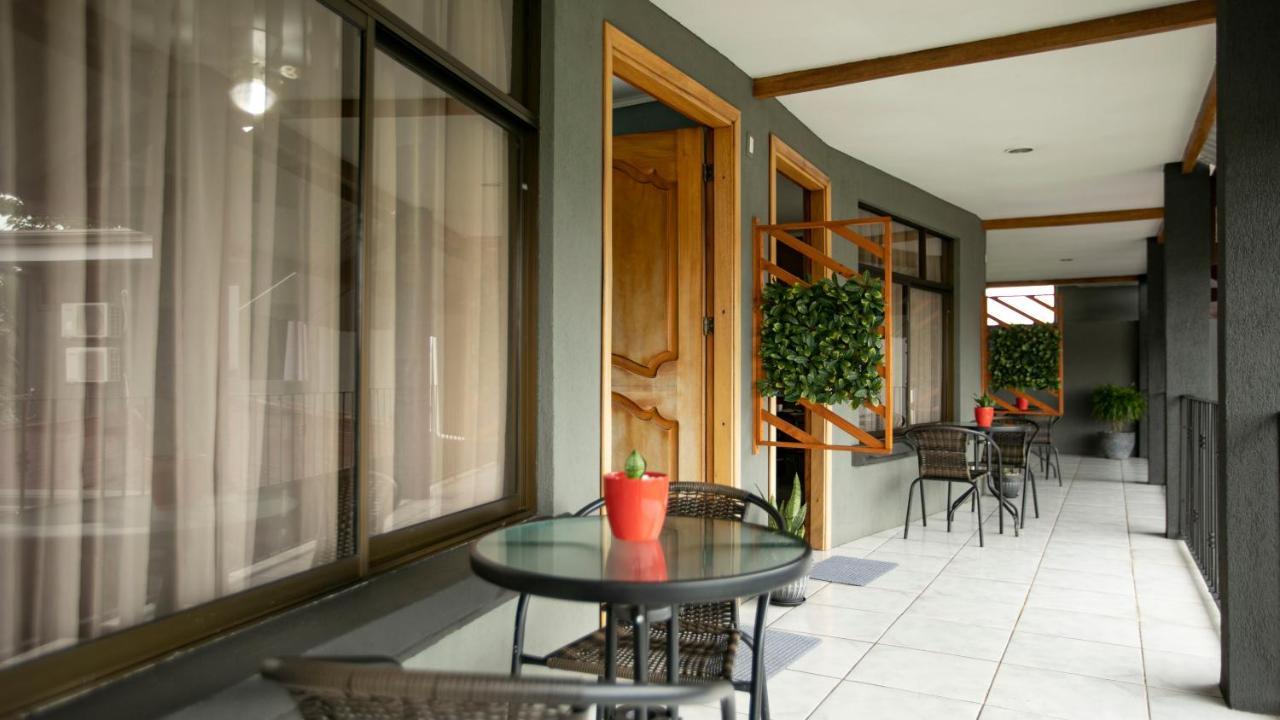 Coati Arenal Lodge La Fortuna Dış mekan fotoğraf